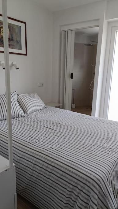 Apartamento 1ª Linea De Playa Alicante Eksteriør bilde